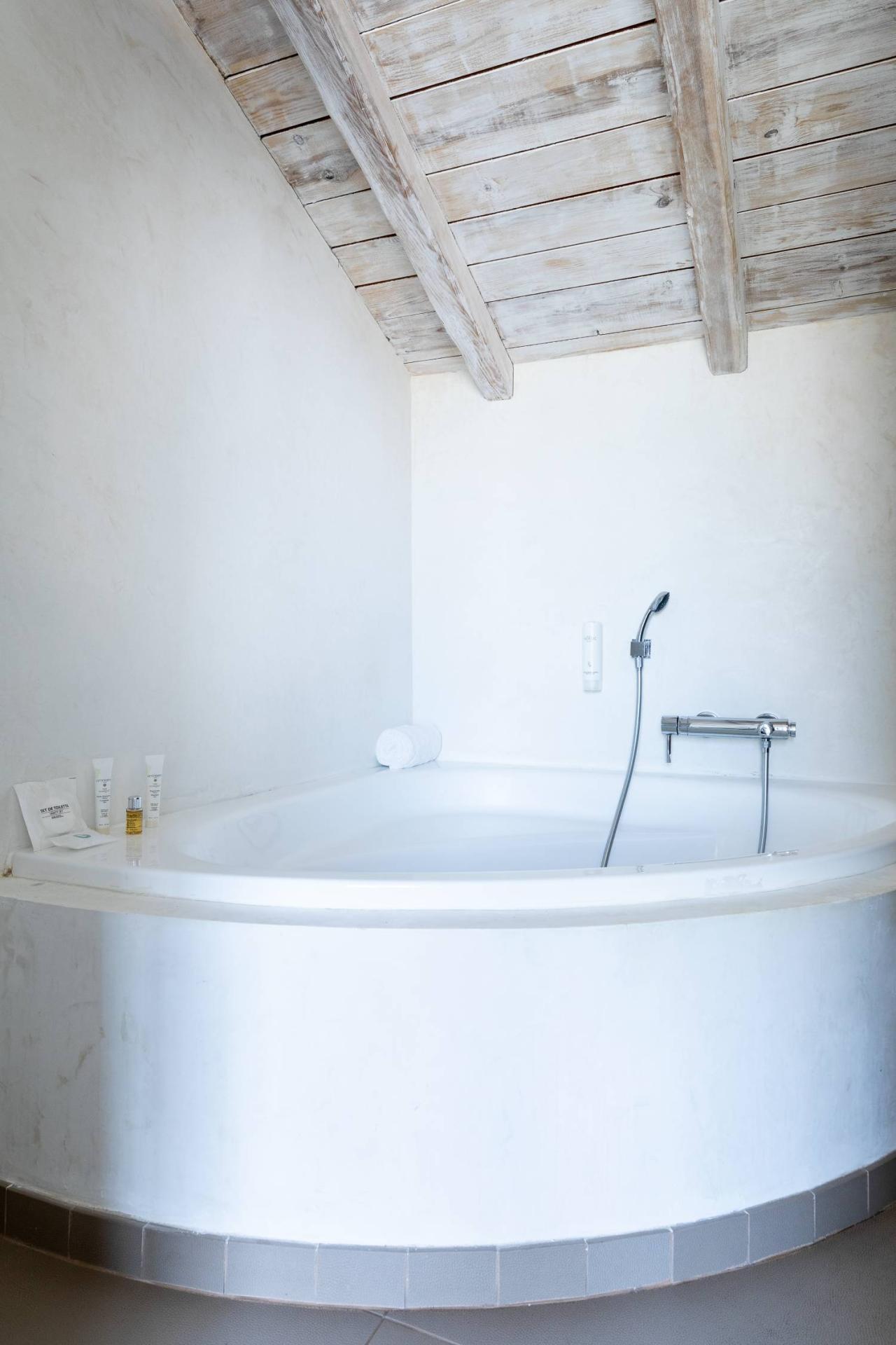 Chambre Deluxe vue mer | Best Western Premier Hôtel Santa Maria à l'Île-Rousse