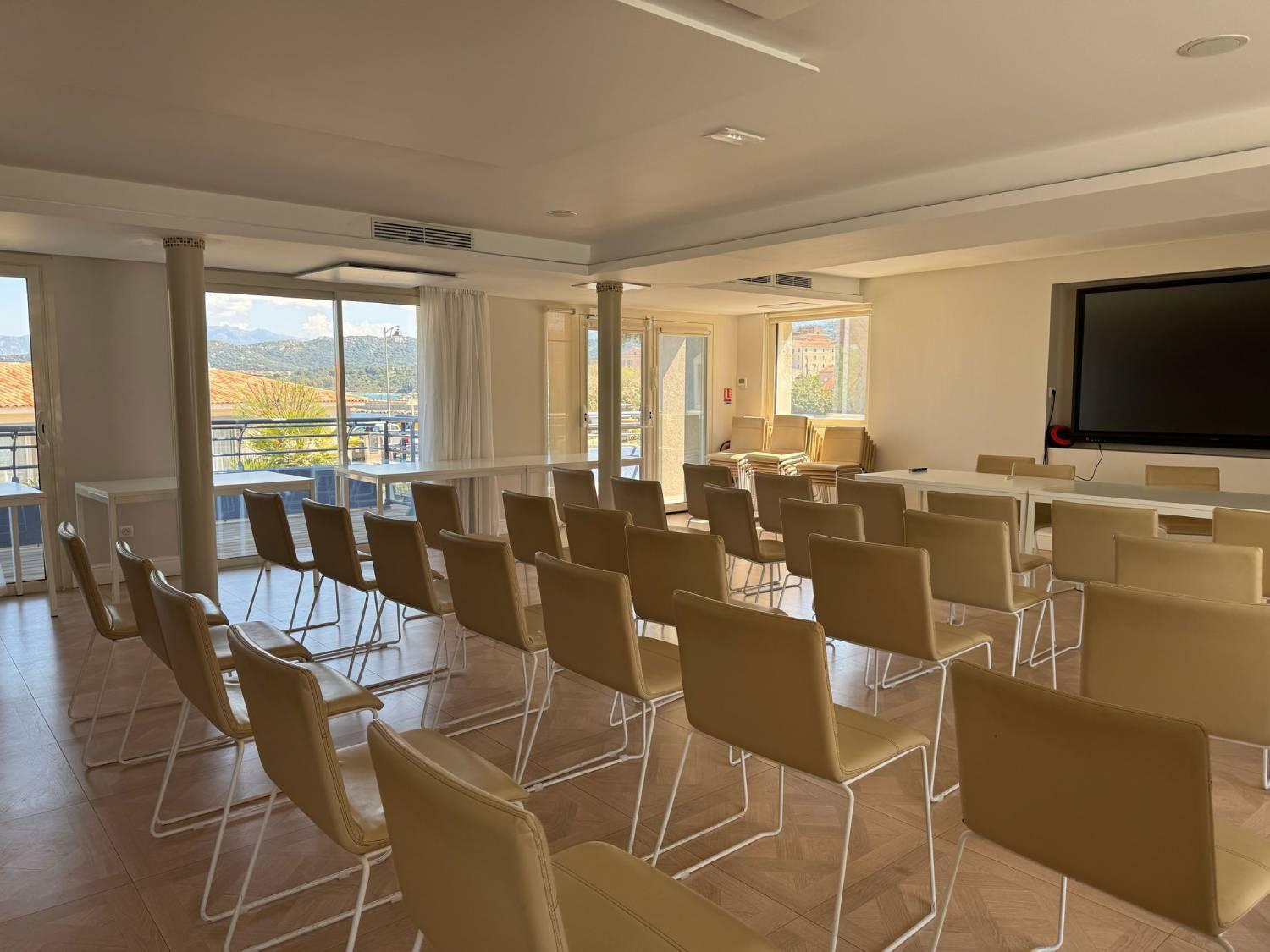 Salle de séminaire à l'Île-Rousse | Best Western Premier Hôtel Santa Maria